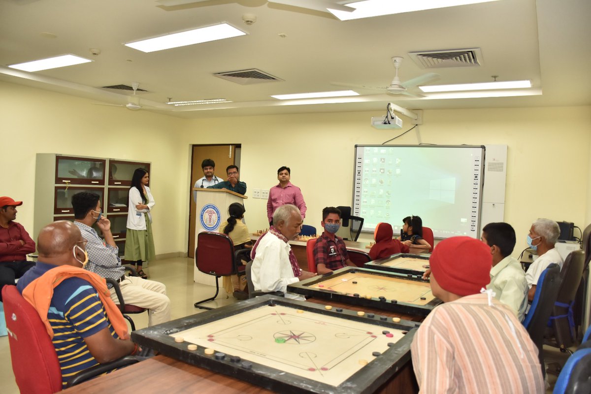 dr_rohitbadge's tweet image. WKD 23 @ AIIMS Raipur
Poster presentation by nursing students for awareness of kidney diseases.
Indoor games and prize distribution for our kidney patients.
@vinayrathoremd @Agarwalja_Aiims @ISNkidneycare @jaswanth627 @isn_india @uroamit1982