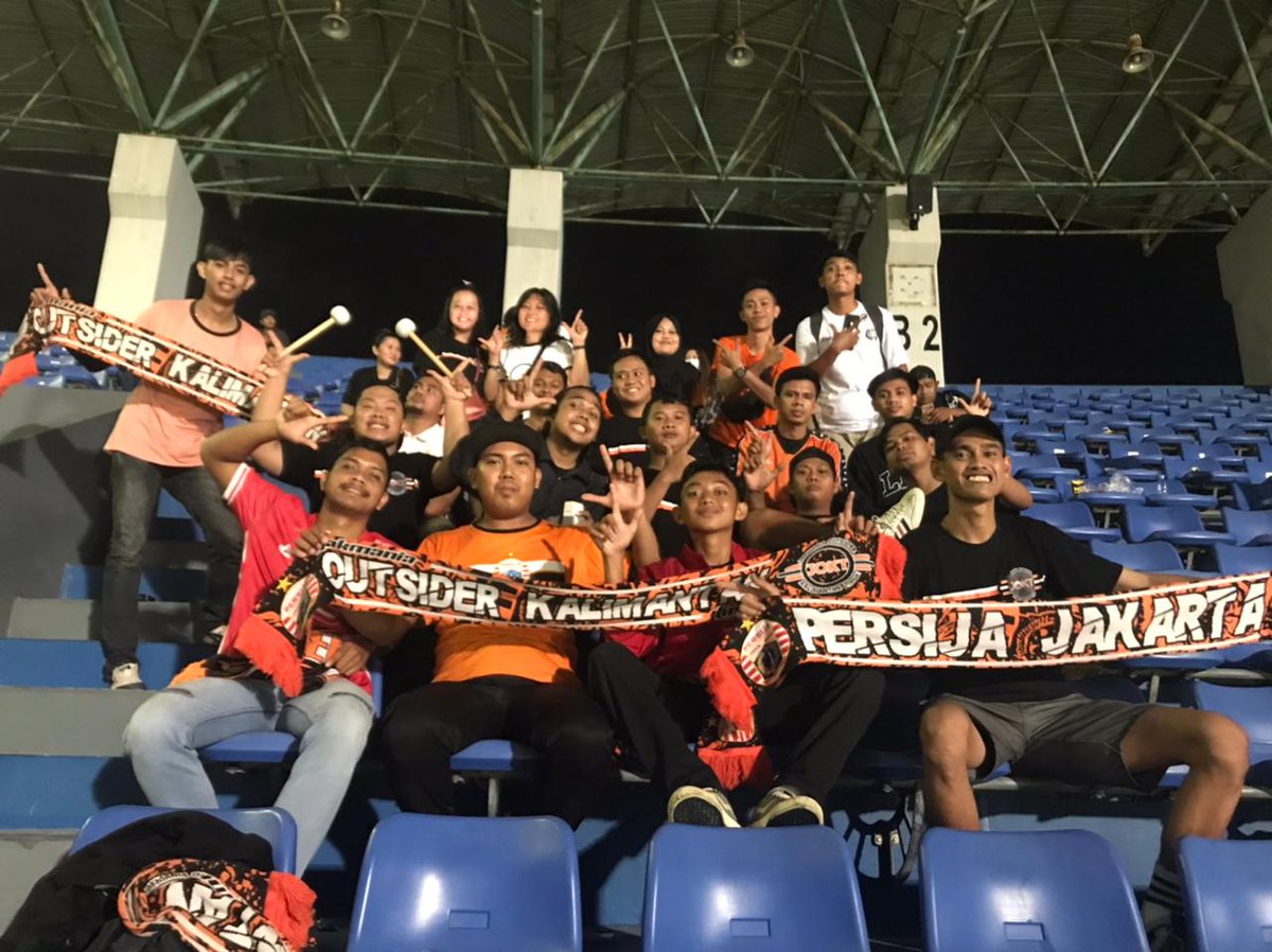 JOKT_'s tweet photo. Tetap solid walau sering diabaikan~
Sedikit tapi berisik!👆

Samarinda, 8 Maret 2023
#PersijaJakarta 
#PersijaSelamanya
#TheJakMania
#JakmaniaOutsiderKalimantanTimur https://t.co/mEUr9SD0BX