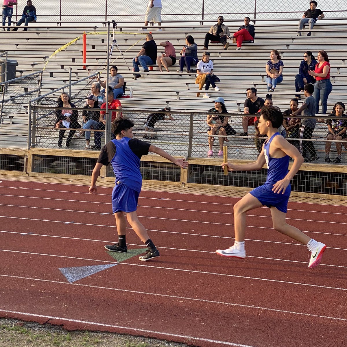 BHIAthletics's tweet photo. Some photos from yesterdays #BHITrack meet. #BHIBears #BHIAthletics Pt. 2 https://t.co/GhG5qLo8x8