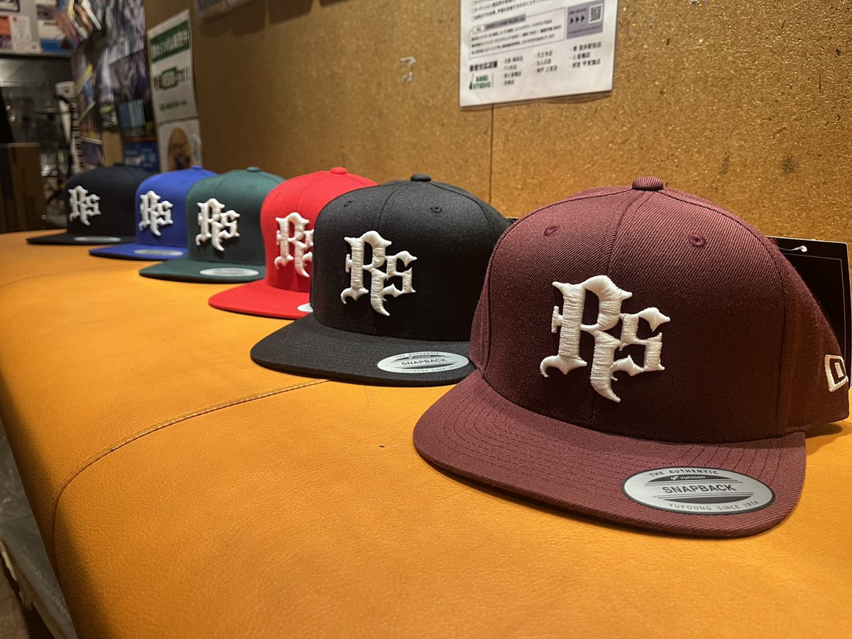 laki_1019's tweet image. 4.15
ライブハウスだけでの販売です。

皆で被って、バズらせて下さい。 

チケット予約、取り置きは
DM
または
razingstaff@furious.jp
までお願いします。 

#TOLIVEANDDIEINHC 
#BSIDEAPPROACH
#DOMINATEHC
#BLACKNADIR
#UNHOLY11
#BEARKNUCKLE
#RAZINGSTAFF
#FURIOUSRECORDS 
#大阪真空管商会