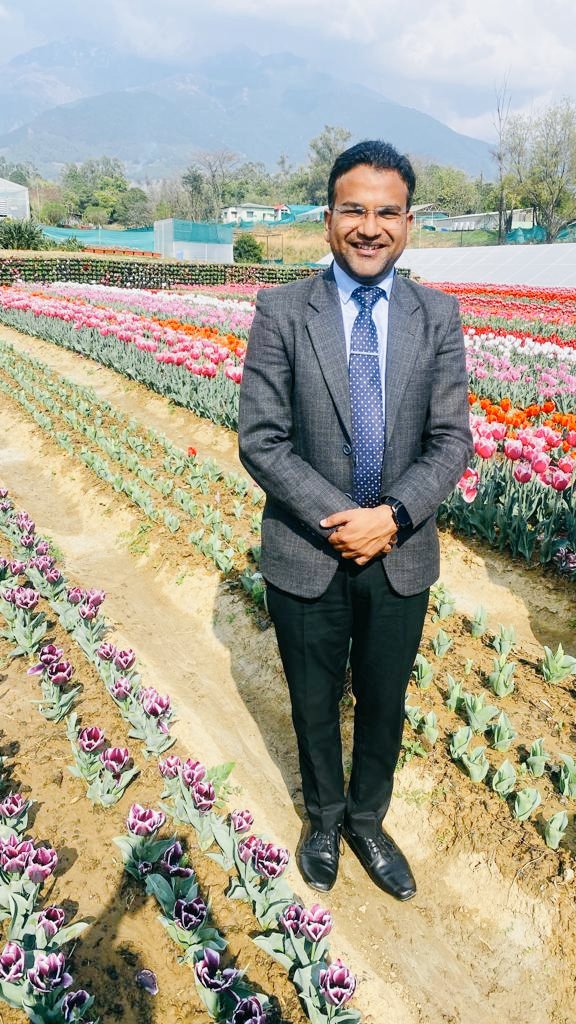 Nipun Jindal on Twitter "Tulip Garden, CSIRIHBT, Palampur is open for