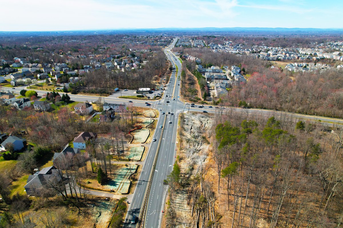 Flying high over Centreville, Va looking west out route 29 #droneflying #dronephotography #drone @dougkammerer @capitalweather @WashingtonianWx @NWS_BaltWash