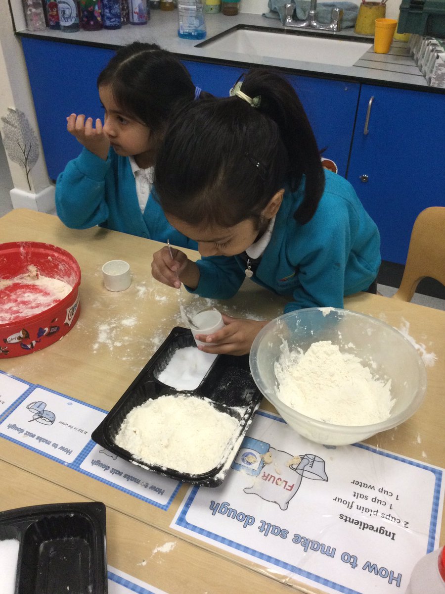 BJ_Reception's tweet photo. Today we had a “maths” day in Reception Yellow. We enjoyed taking part in different maths activities! We had fun with shapes, measuring, adding, exploring size, time and capacity. https://t.co/MwFzR3sMmN