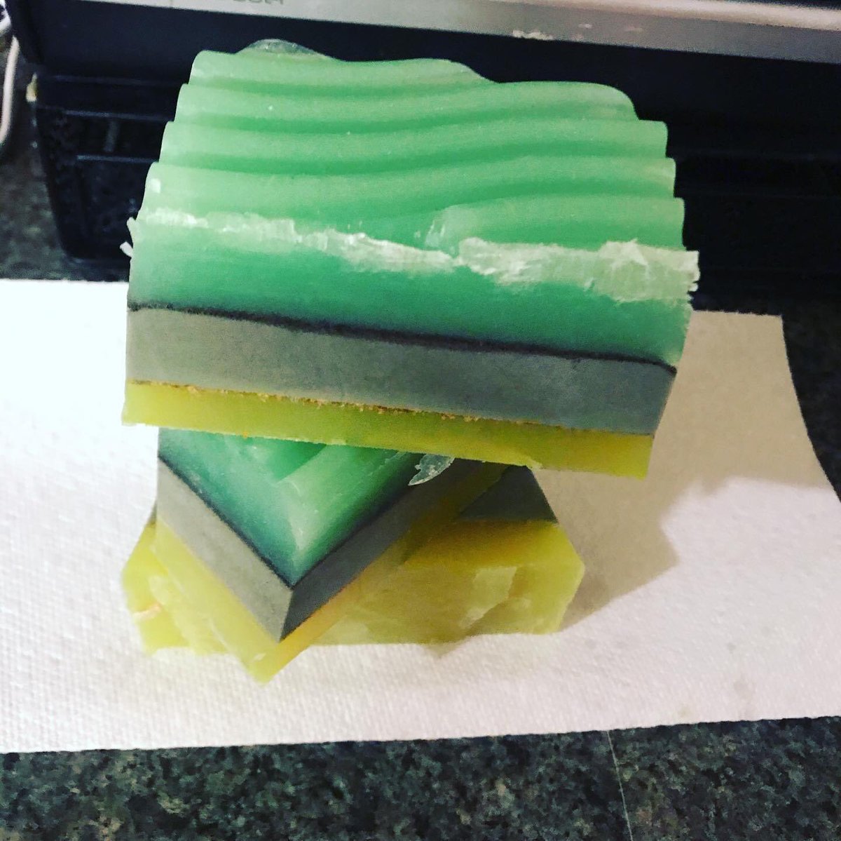 srnorganics1's tweet photo. New product launch 🚀 real limoncello curds lemon 🍋 curds cucumber seed oil organic palm free handmade soap cakes #antiagingskincare #summerrainesnaturals #summerrainesnaturals💜💜💜💜 #cucumberseedoil #limoncello🍋 #limecurd #lemoncurd #skincareroutine #skincareproducts https://t.co/c3oESahgjx