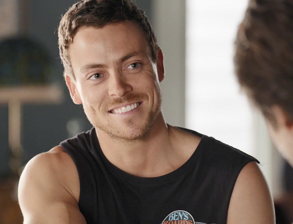 brokenspell77's tweet photo. But in all seriousness what an amazing character and actor. You will be missed! 😭😭😭
#HomeandAway #DeanThompson #PatrickOConnor https://t.co/sM2N33YVKB
