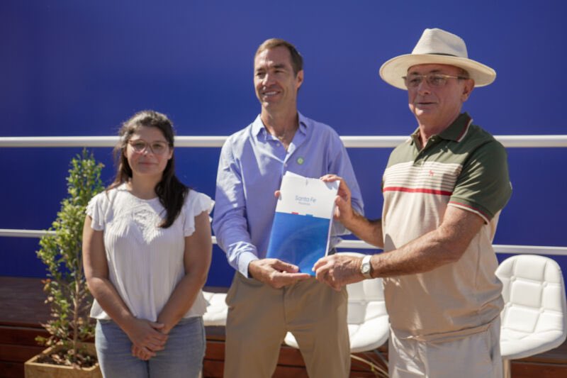 Aapresid y el Gobierno de la Provincia de Santa Fe renuevan su alianza de trabajo conjunto 

▶️ agroyalgomas.com.ar/aapresid-y-el-…