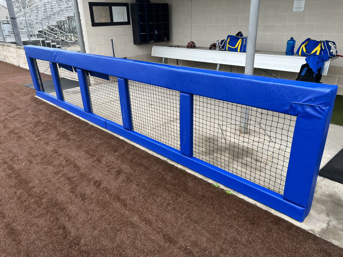 CoachGeer's tweet photo. HUGE shout out to our @SVRaiderBooster for purchasing new dugout rail pads for @SvaleRaiderBSB and @Sunnyvale_SB #LETSGOOOOOOOOOO @CoachSettle https://t.co/V7hssADAfY