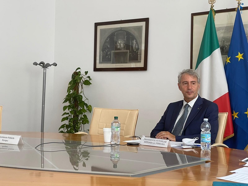 ilSicilia's tweet image. #Politica #Futurlab Catania, riparte l’attività di Futurlab con la Scuola di formazione per il bene comune dlvr.it/SkdCNk