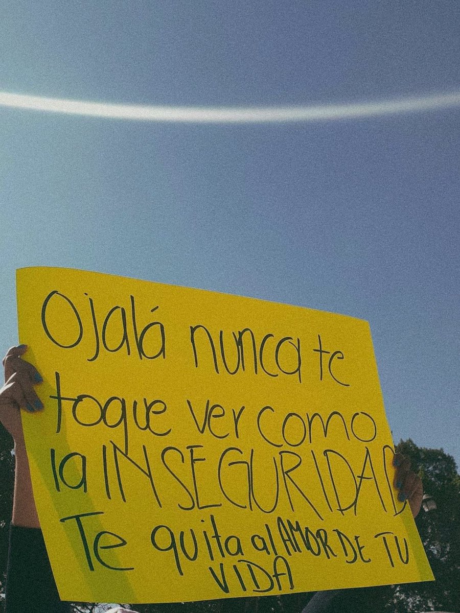 _valeriagandara's tweet photo. @RebecaSchurenK me pegó fuerte https://t.co/MLvRB3Vxa2