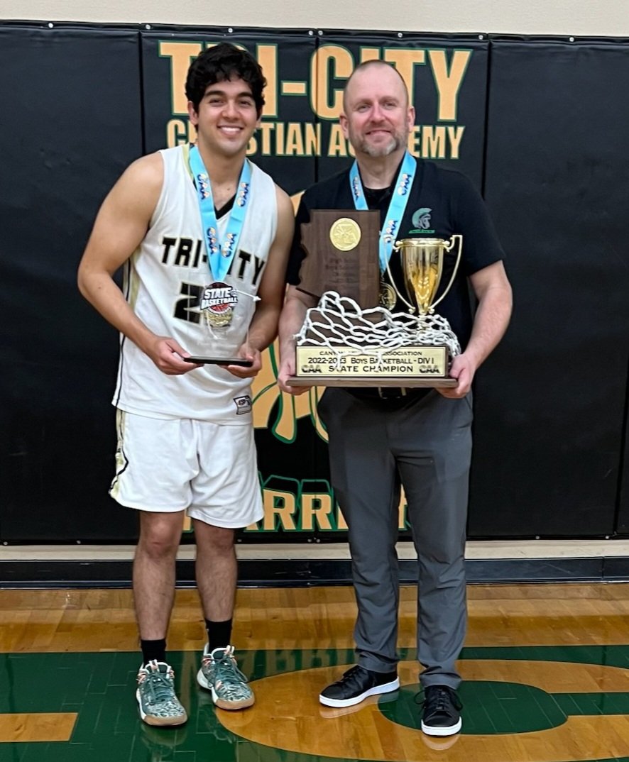 Tri-City unsigned senior Andy Mora ended his amazing HS career in style. 82-3 record, 3 State Championships, 4.0 GPA, Captain, Leader. What a senor yr...24-0, 65% FG, 78% FT, 145ast/27to, lock down D every gm. Ultimate winner on &amp; off the court. Proud of you <a href="/Mora20Andy/">Andy Mora</a>!!!