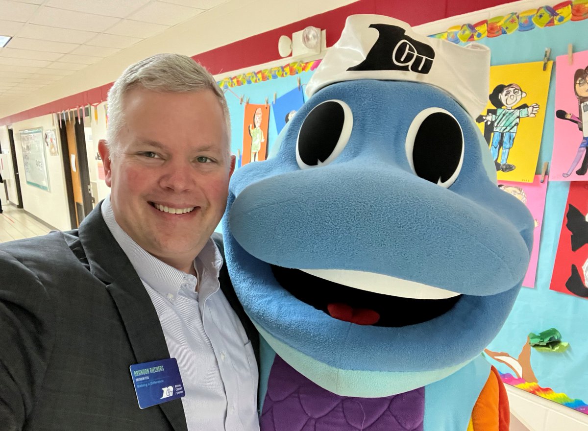 CEORoyal_CU's tweet image. Celebrating 30 years of Royal's School $ense program with the Manz Elementary School ribbon cutting this morning.  It is our 30th student-run in school branch.  30 schools in 30 years!  What a positive impact for youth financial education.  
#sammyselfie #School$ense
@ecasdsuper