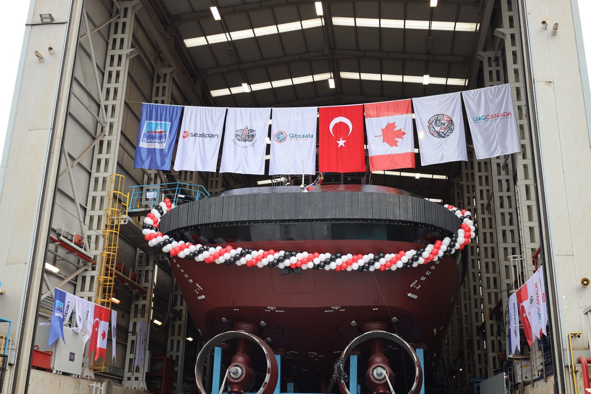 Seaspan's tweet photo. Today, HaiSea Marine, majority owned by @Haisla_Nation in partnership with Seaspan ULC, is celebrating 🎉 the official naming and blessing of its tug boat fleet, which includes the world’s first fully electric ⚡ harbour tug boats.

📰 Press Release: https://t.co/zwHPDatUxi https://t.co/ghSZMY04Oa