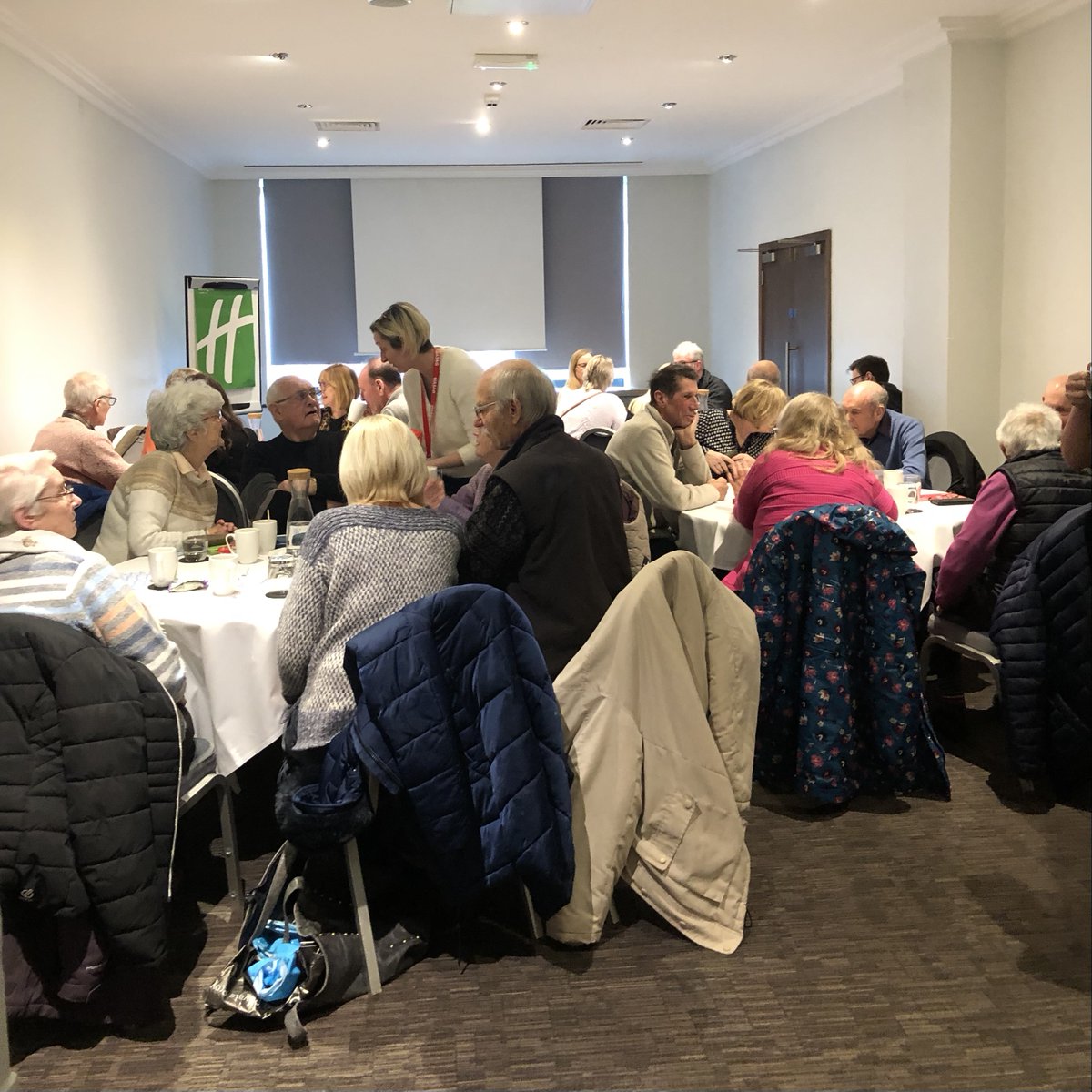Wow what a busy Southampton Coffee Morning!! It was so nice to see some new faces and catch up with everyone. So much positivity and warmth in the room 🥰 #friendships #support #mesothelioma