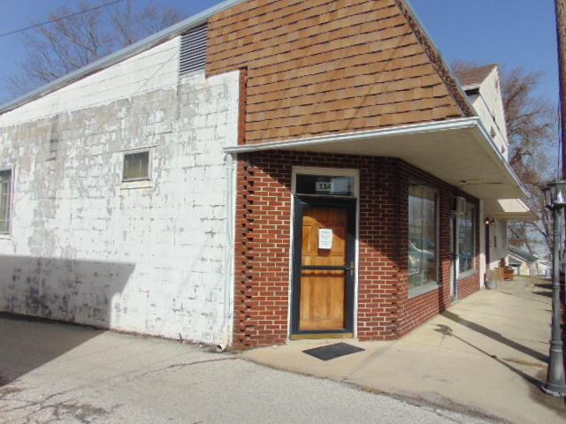 bushrealty's tweet photo. New Listing! $45,000.00, 0BR, 0BA, 114 N Madison Street, Owenton, KY 40359, Full Details https://t.co/eLA2xAyKxT https://t.co/9U35iDpijc