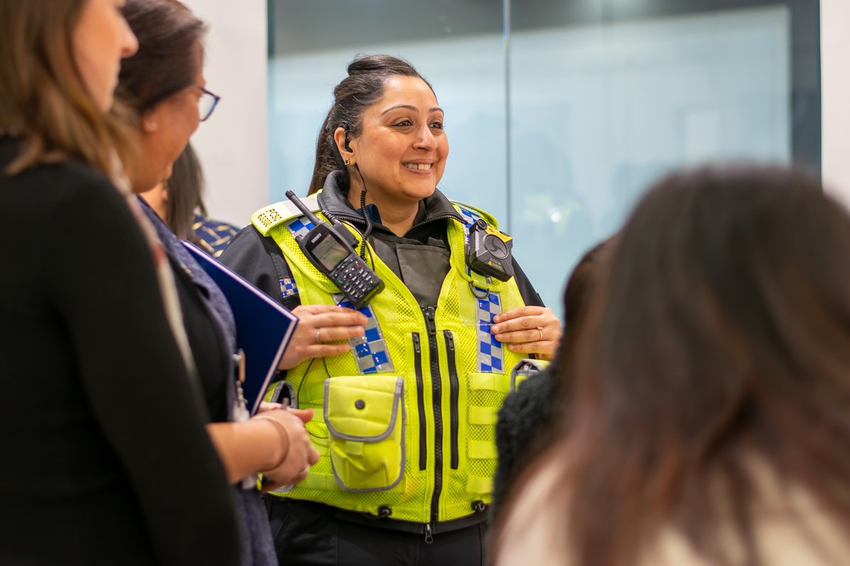 gmpfraud's tweet photo. Earlier this week, GMP PCSO's along with our Cyber Protect Officer had the pleasure of attending the Bolton Hindu Forum International Women's Day celebration. 
We hosted a stall with advice and information, before doing a short presentation on top tips for staying safe online. https://t.co/P7INeILTQc