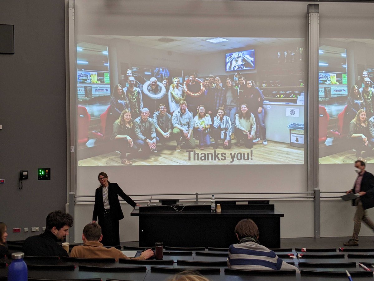 FerlainoGroup's tweet photo. It was a pleasure to share some of our recent results in dipolar quantum gases today! The dipolar team have had a fantastic time at #SAMOP this week :D #DPG https://t.co/IfhsnTJXlP