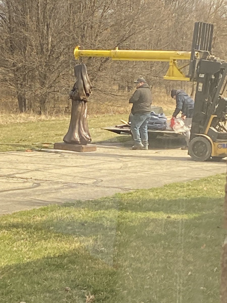 The statue has arrived!!!! ⁦<a href="/GuerinCatholic/">Guerin Catholic H.S.</a>⁩