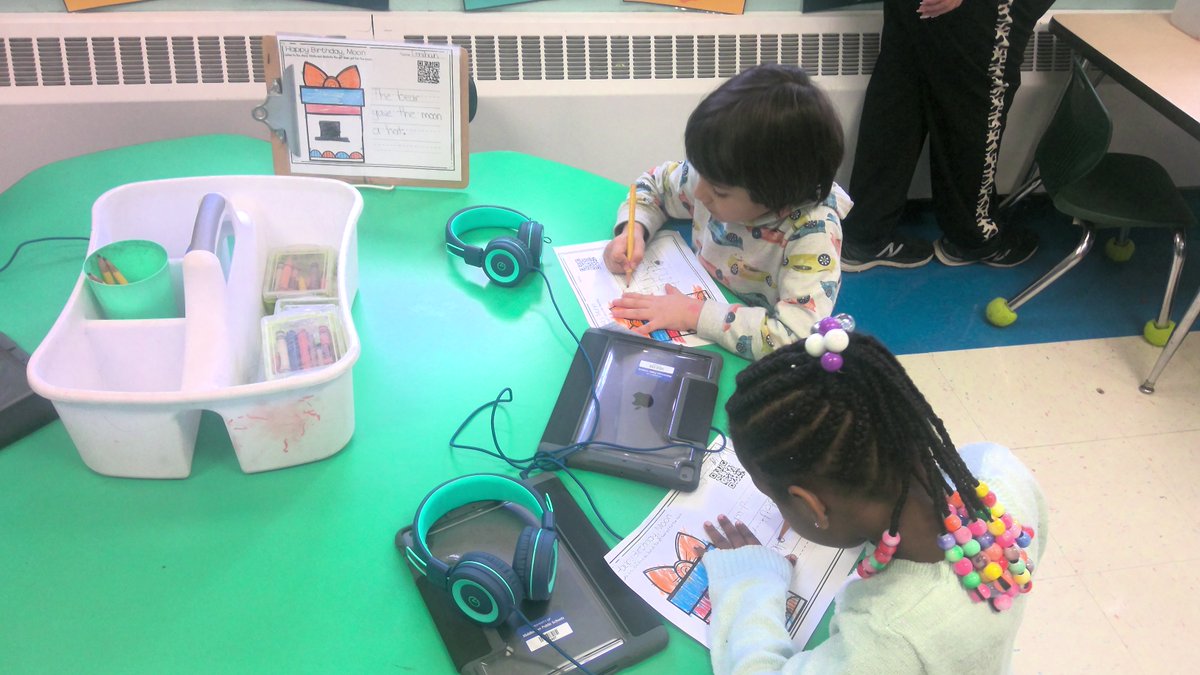 Kelly Lenihan tweet media