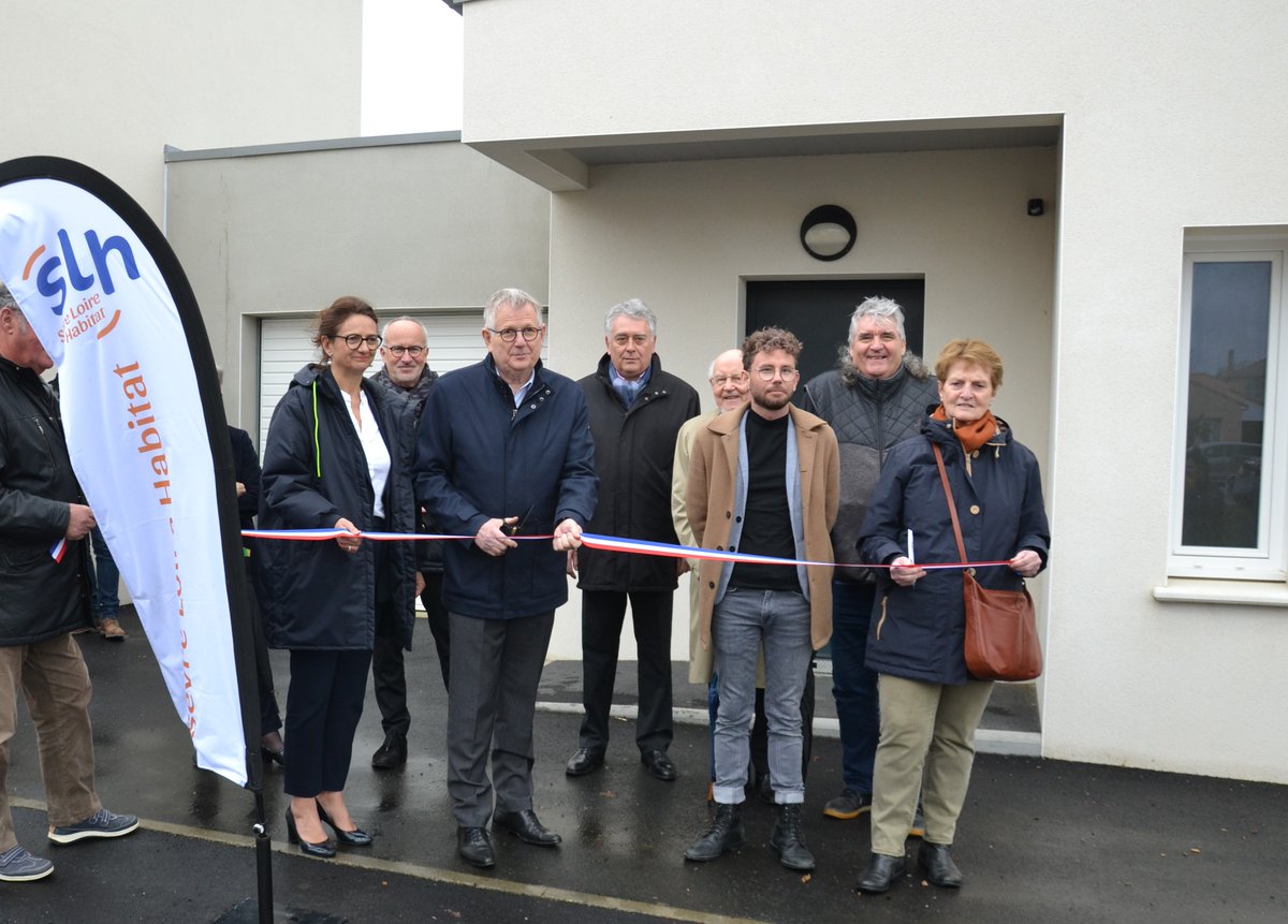 Sèvre Loire Habitat (@sevreloirehab) on Twitter photo 🔑Inauguration de 7 logements individuels à <a href="/LaSeguiniere49/">La Séguinière</a>. Le fruit d'un partenariat de +40 ans qui porte notre offre à 98 pavillons sur la commune. 🔑Inauguration de 7 logements individuels à <a href="/LaSeguiniere49/">La Séguinière</a>. Le fruit d'un partenariat de +40 ans qui porte notre offre à 98 pavillons sur la commune.