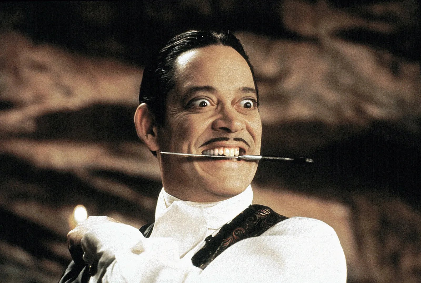 Happy Birthday to the late RAUL JULIA, born in 1940. Our most beloved Gomez  