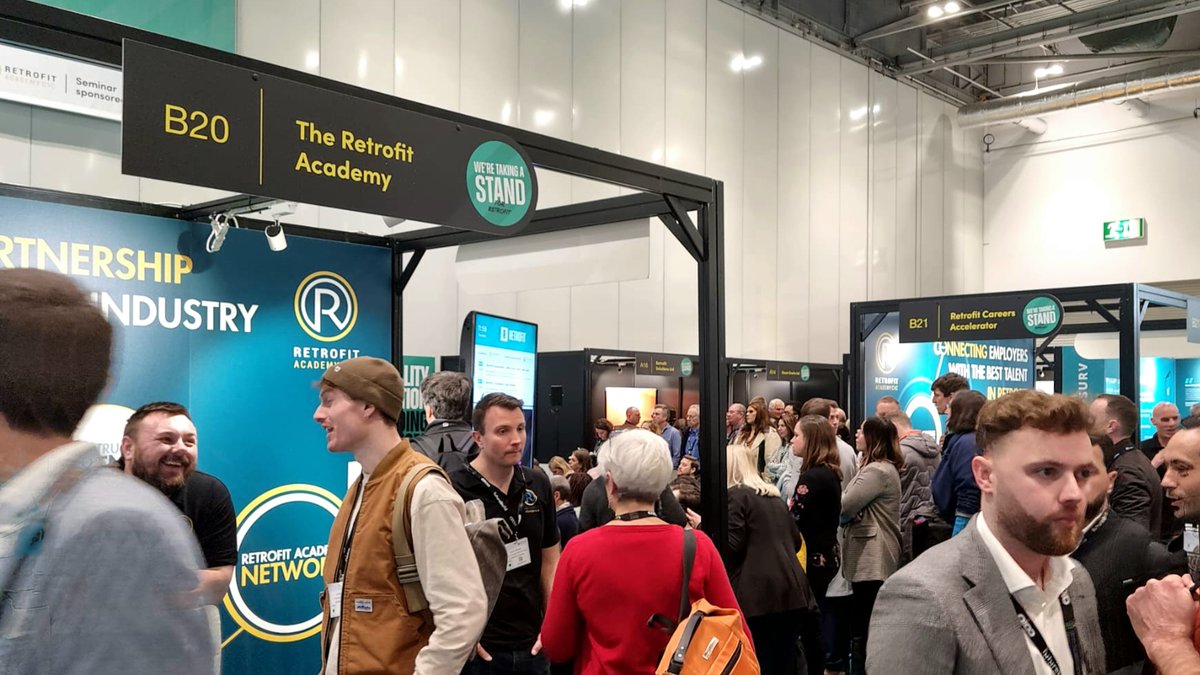 retrofitacademy's tweet image. That&apos;s a wrap! 🎬

@FuturebuildNow has come to a close and we want to thank all who visited our stand, attended the #RetrofitSeminars, exhibitors and sponsors in the Retrofit Section, and all involved in the Retrofit Academy Awards - Another great year! 🌟