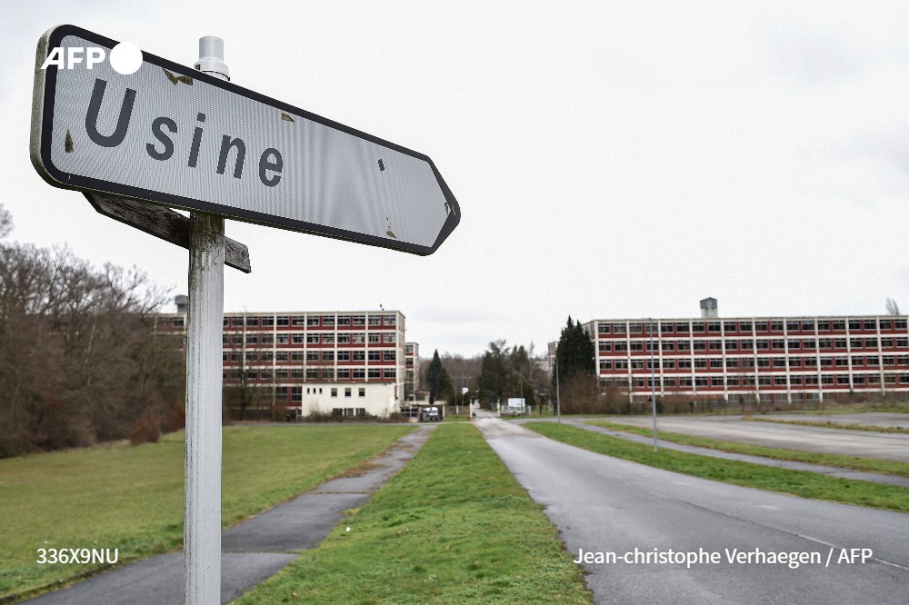 🏭 Chez certains DRH, un sentiment de panique voit le jour. L'industrie peinait depuis longtemps à recruter, mais la pénurie de candidats ou candidates s'étend, faute de jeunes formés à proximité, ou d'envie d'aller "travailler à l'usine" #AFP 

➡️ u.afp.com/ihfi