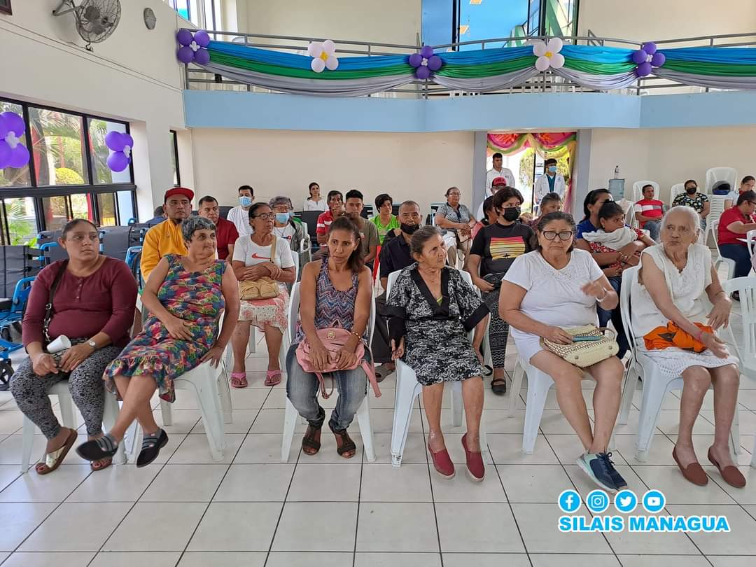 En el Municipio de Ciudad Sandino se realizó entrega de Sillas de Ruedas a personas que padecen algun tipo de discapacidad física motora a través del programa Todos Con Vos qué es implementado por el MINSA.
#NicaraguaTriunfa
#UnidosEnVictorias
<a href="/Atego16/">@🅰🆃🅴🅶🅾 🇳🇮</a> <a href="/FloryCantoX/">Flor y Canto 🇳🇮</a> <a href="/Amanecerabz/">#TodosSomosDaniel🇳🇮Amanecerabz</a>