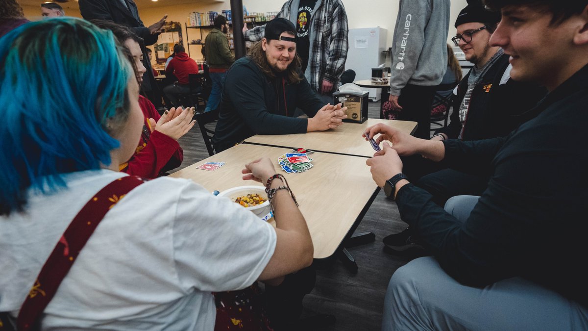 During the winter our players completed over 500 hours of community service. I couldn't be prouder of these young men and their impact on this community.

I present to you #CycloneServe

A Thread