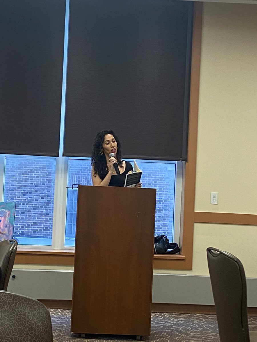 Love how <a href="/DrNoosh_V/">Nooshin Valizadeh</a> is helping us explore being an artivist on the <a href="/JohnsHopkins/">Johns Hopkins University</a> Women’s History Month Keynote!