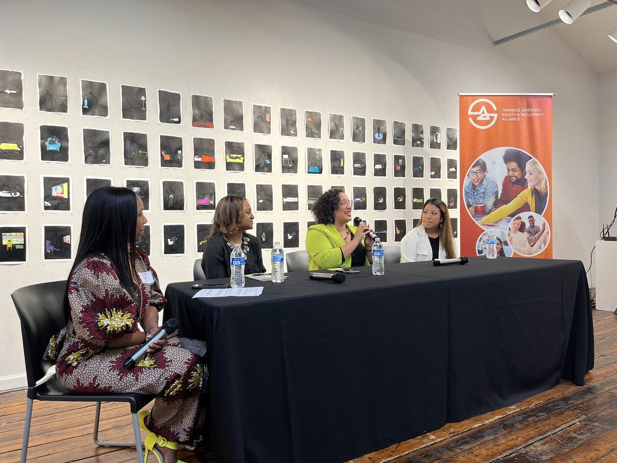 TorriStatonPhD's tweet photo. #WeConnectTriangle is live and in full effect! Celebrating Women’s History Month in Color! @triangledei @raleighchamber https://t.co/oBbztFsUqb