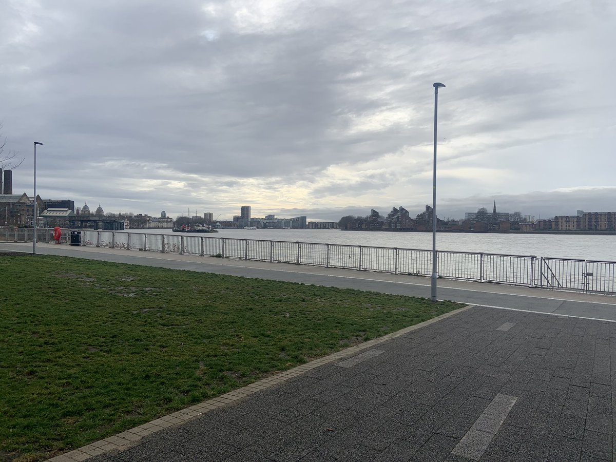 Great to catch up with Harry @london_kayak at the newest boathouse on the #Thames. With warm changing rooms and facilities he can provide an even better experience for #tourists and locals alike. Congratulations Harry! 🥳 #Tourism #DestinationThames #ActiveThames