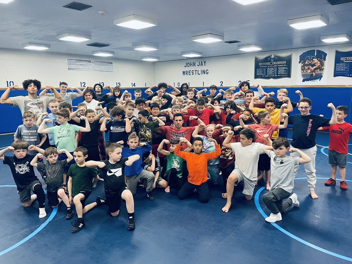 CoachPerry's tweet image. Wappingers Warriors Youth Wrestling Club 5️⃣5️⃣ 2nd-6th graders. Thank you to the @JohnJayWrestli1 and @KetchamWrestle high school wrestlers to came out to inspire our next generation of champions.