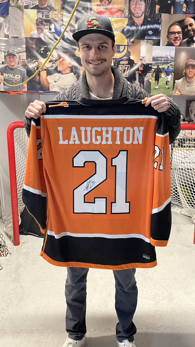Flyers Charities & Community on X: CUSTOMIZE the new 2023-24 jersey on our  latest auction!! ✨✨ Place your bids now for this exclusive item and more at    / X