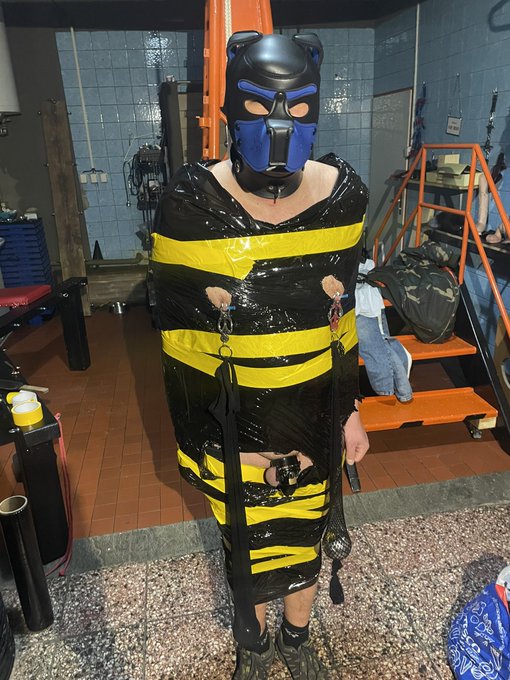 Kto si tr&uacute;fne na moje rozkazy/ulohy na doma? Pre podmienky mi napi&scaron; sem 👉 https://t.co/qEzJRkpMvA Rada<a href="/tag/dominatrix"class="tags"><span>#dominatrix</span></a><a href="/tag/slavelife"class="tags"><span>#slavelife</span></a><a href="/tag/bdsmvideos"class="tags"><span>#bdsmvideos</span></a><a href="/tag/lickmytoes"class="tags"><span>#lickmytoes</span></a>