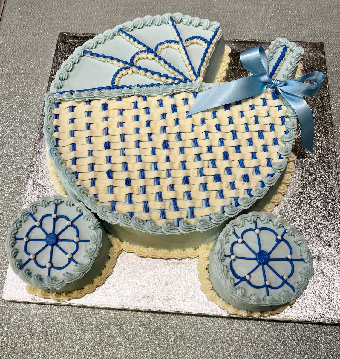 casualgourmet's tweet image. "First comes love, then comes marriage, then comes baby in a baby carriage."

#CasualCakes #CapeCodCustomCakes #CapeCodBaker