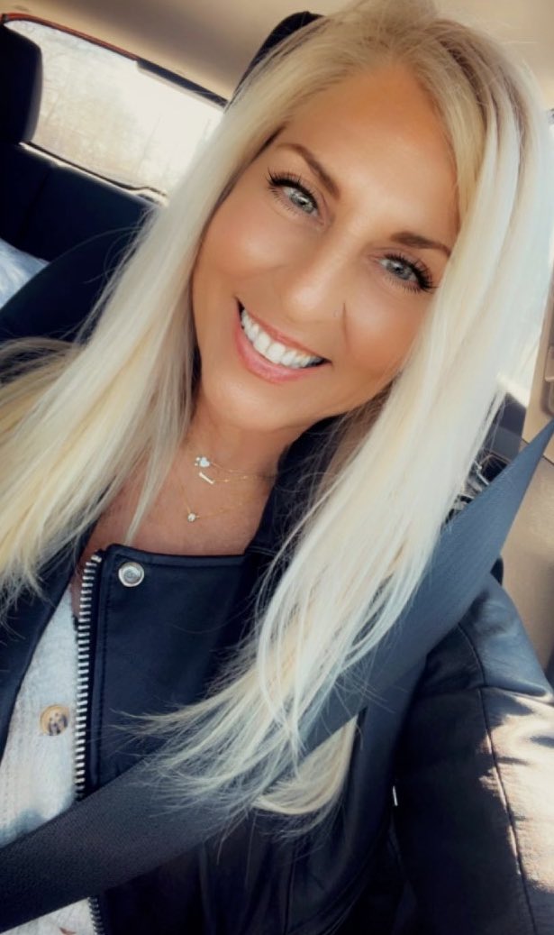 AGirlInPhilly's tweet image. It’s a good day to have a great day! I love when the sun cooperates 😎 #bringonspring