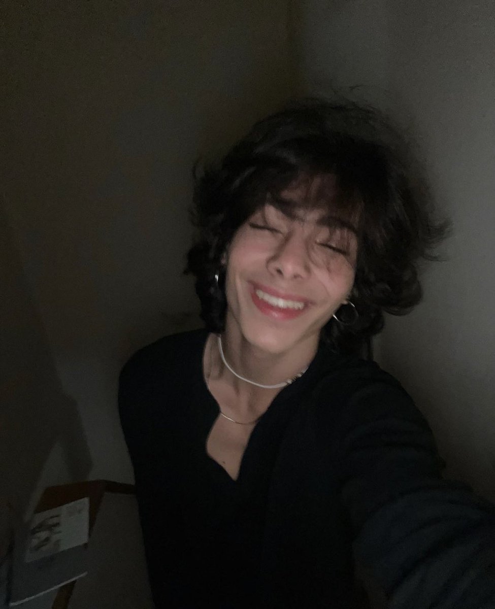 bad lighting >>