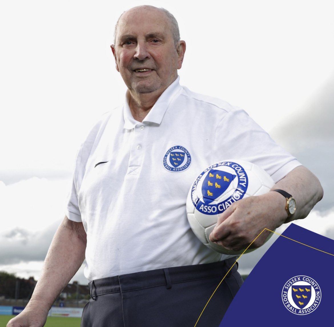 Everyone at the Mid Sussex Youth League is devastated to hear of the passing of our President Les Kempster. 

An icon of Sussex football who selflessly dedicated over 50 years of service to the local game. 

Our thoughts are with Les’ family and friends at this difficult time.