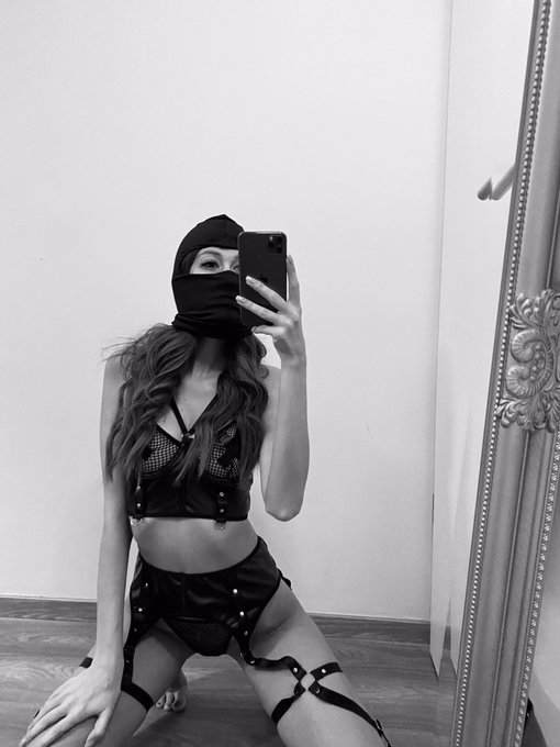 Where did you look at first? https://t.co/4nTYZXcrCf<a href="/tag/model"class="tags"><span>#model</span></a><a href="/tag/sexy"class="tags"><span>#sexy</span></a><a href="/tag/ass"class="tags"><span>#ass</span></a><a href="/tag/slimandfit"class="tags"><span>#slimandfit</span></a>