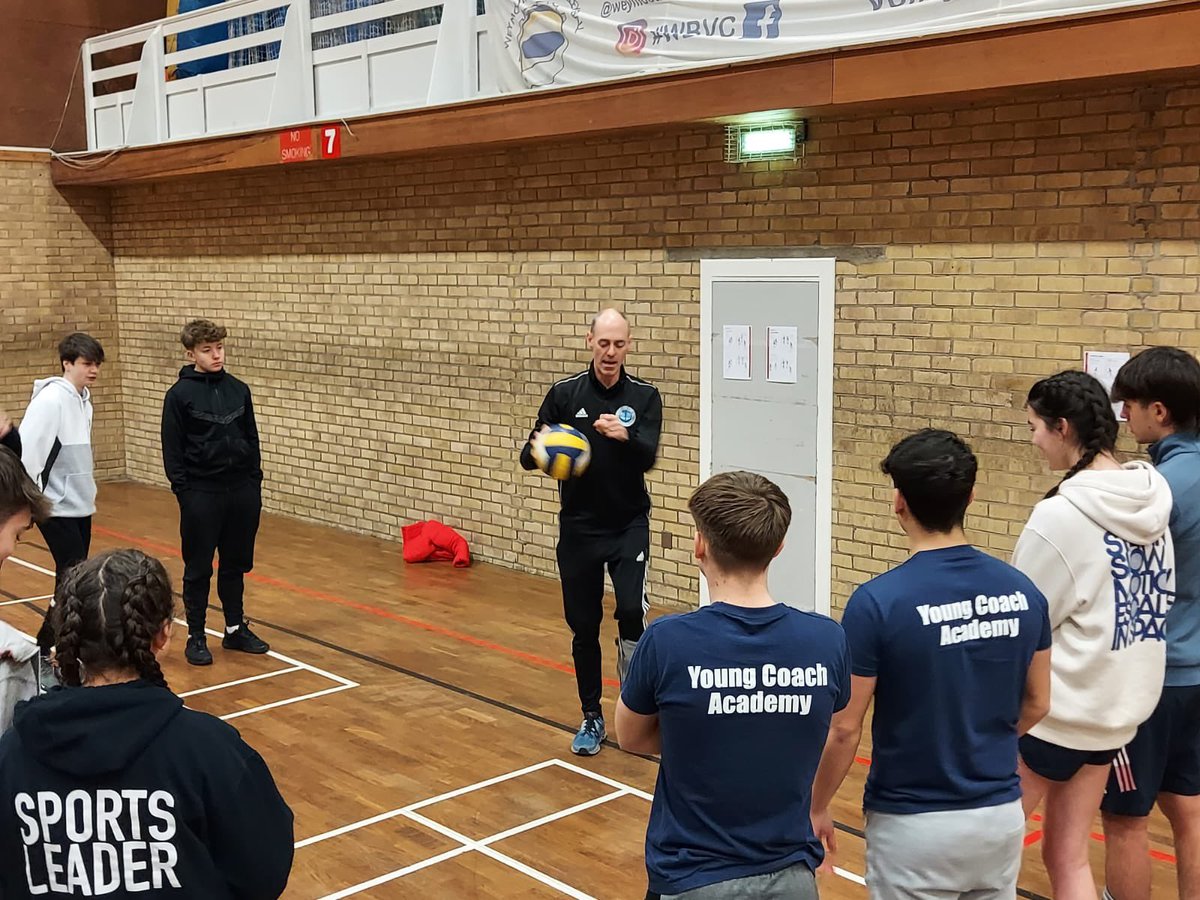 DMoodySport's tweet photo. Fantastic group for the Dorset Young Coach Academy day 2. Thankyou Lia &amp; Tom from @BathNextGen Mel &amp; Ben from @DorsetCricket for delivering workshops. Fund launched to support young coaches complete coaching qualifications supported by the Steve Bernard Foundation @Active_Dorset https://t.co/9s0gWHfSPU