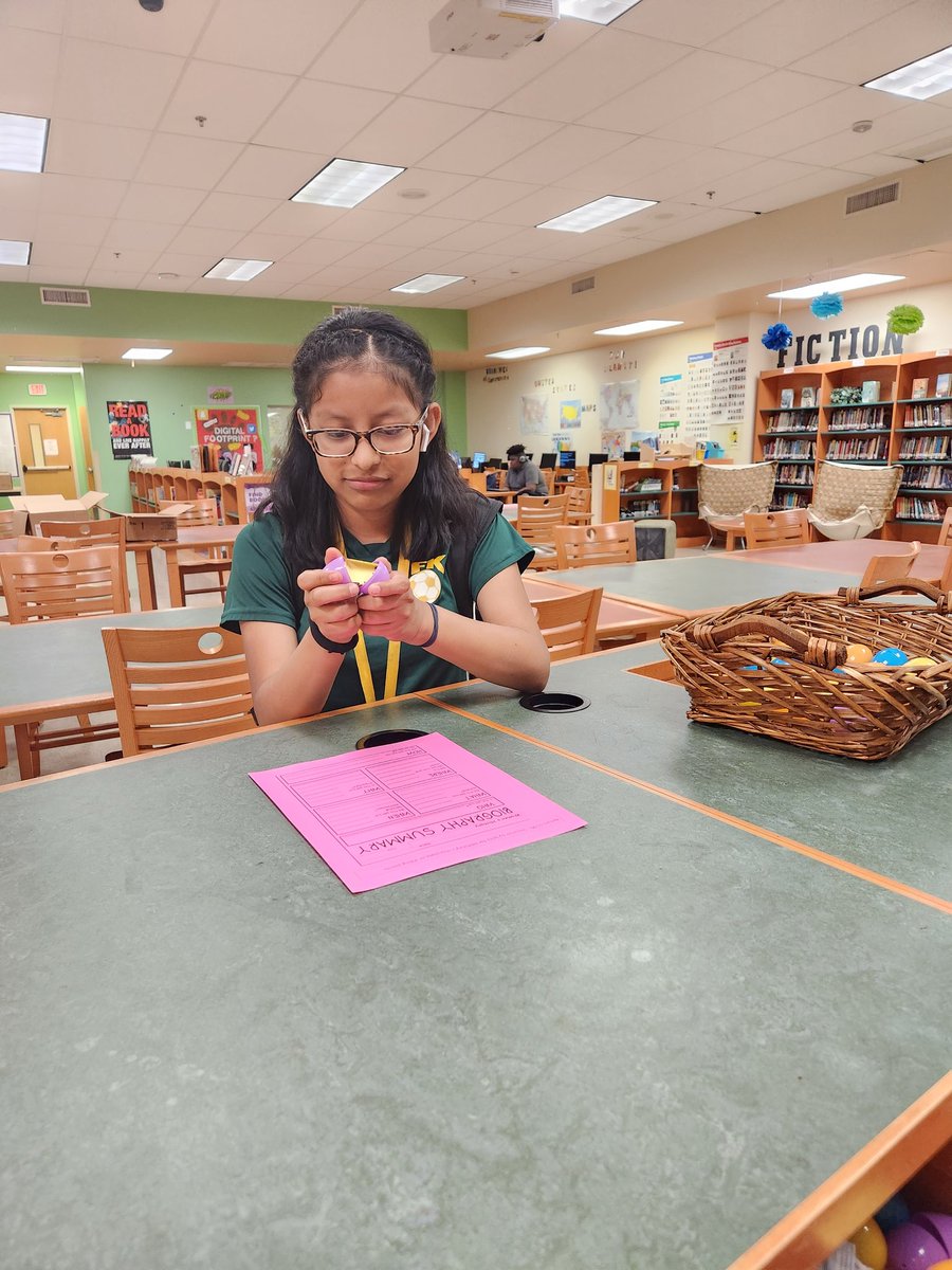 mylibinfo's tweet image. Women of Egg-cellence Biography challenge. All participants get Viking Points OR HERshy bar. Select an egg, find out who you picked, use a book, website, or database and cite your source. @jfk_vikings @RC_JFKPrincipal @MoniqueFoushee1 @DeborahAlonzo6  #citingsources #biographies