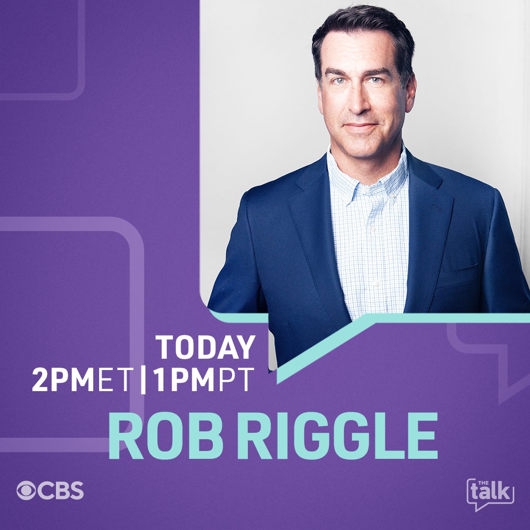 We’re so excited to have the hysterical @RobRiggle join us in the studio today! 🎉