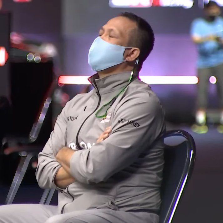 ewlanee_'s tweet image. Rexy nonton chiasoh di rumah:

#GermanOpen2023