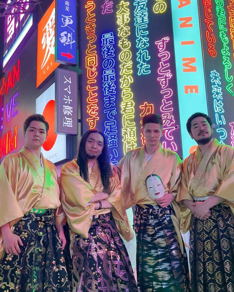 TRIQSTAR_JPN's tweet photo. This is our first time to visit here saudi arabia!
Beautiful people and country.
Thank you so much for having us
@riyadhseason
#japananimetown #inriyadh #boulevardworldriyadh
#triqstar https://t.co/MRXFjDse9Q https://t.co/jgUQ3ltnpg