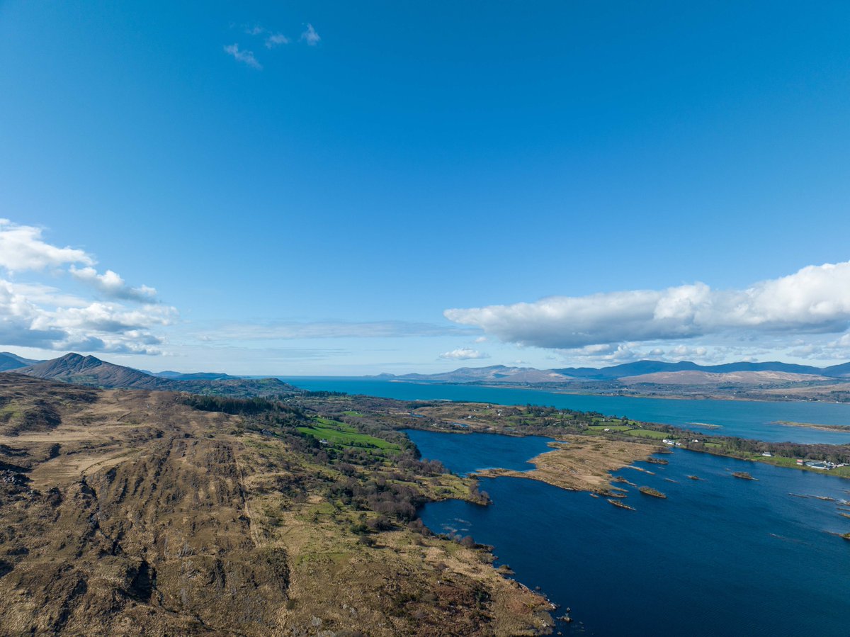 #KenmareBay a few days ago. It´s #spring time in Ireland ;-)

#atlanticocean