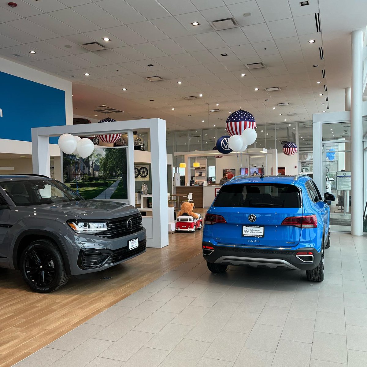 The vehicles are in-stock.  Call Frank or Brandon and they'll find just the right one for you! 815-455-9600
#VW #volkswagenforsale #crystallakeIL