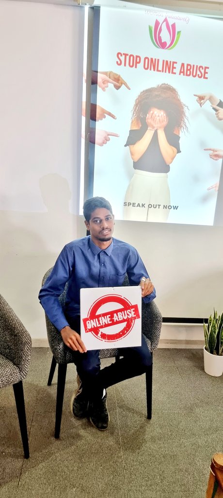 #Cyberbullying 
#Awarenessday 
Thanks to Mr Maki Omar,Secretary General of the Ministry of Justice & high-end jurists & civil society,influencers who participate in our campaign!#BreakTheSilence
#onlineabuse 
@SoumeyaBatal @kalssoumali @BariqRifki @lagas_sassy 
@omar_ahmed__