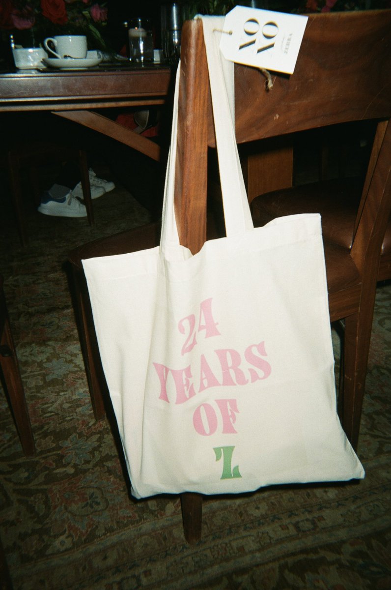 zehra ✨ tweet media