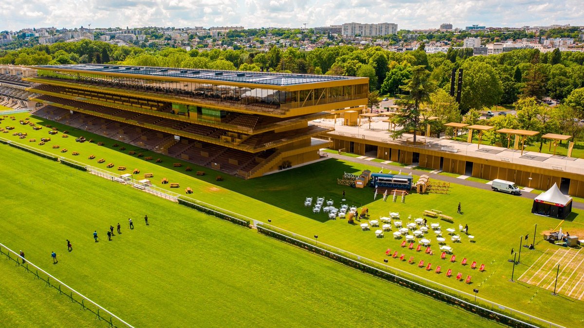 Avis à tous les abonnés ! 📣 Ce compte n’est désormais plus actif. Nous vous invitons à suivre sans plus tarder @FranceGalop pour découvrir toute l’actualité de l’hippodrome #ParisLongchamp et le programme de la saison 2023. 🏇