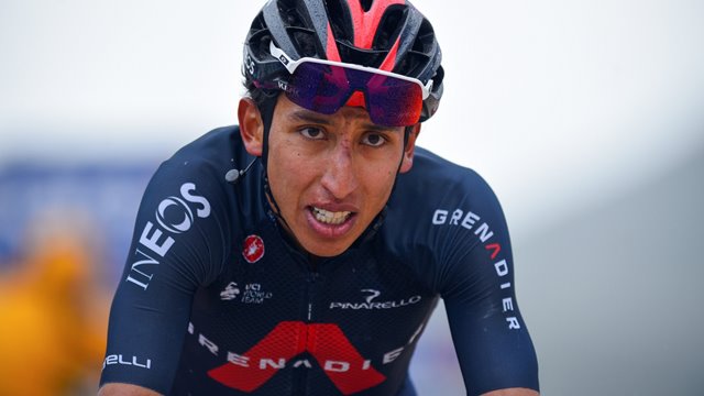 ElGolGarracol's tweet photo. Definamos como tuiteros civilizados. 

🔃 Nairo 
❤️ Egan https://t.co/WlgHJgnyzW